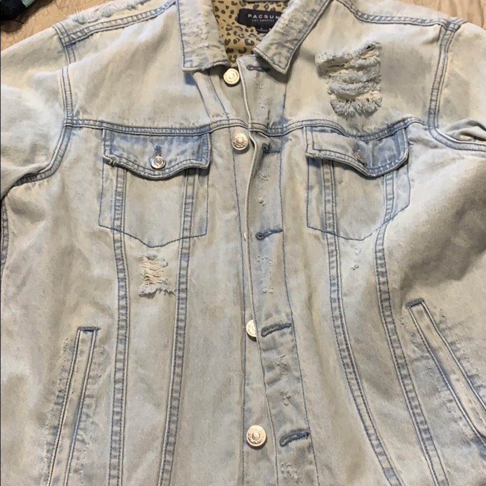 Jean Jacket - Picture 3 of 4